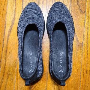 vionic aviva slip on sneaker